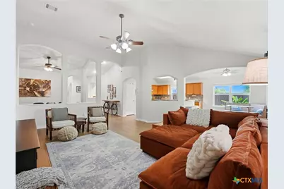 523 Walnut Heights Boulevard, New Braunfels, TX 78130 - Photo 6