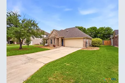 523 Walnut Heights Boulevard, New Braunfels, TX 78130 - Photo 2