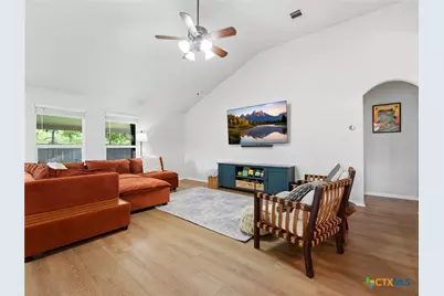 523 Walnut Heights Boulevard, New Braunfels, TX 78130 - Photo 4