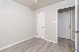 803 N 8th St, Temple, TX 76501 - Photo 18