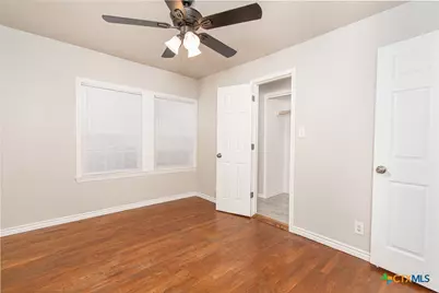 803 N 8th Street, Temple, TX 76501 - Photo 12