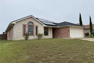 2207 Gail Dr, Copperas Cove, TX 76522 - Photo 2