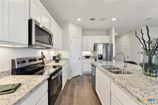 11004 Tallsalt Dr, Austin, TX 78754 - Photo 10