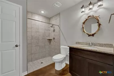 3211 Hunter Road, New Braunfels, TX 78132 - Photo 12