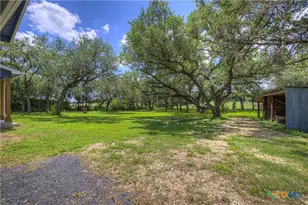 3211 Hunter Rd, New Braunfels, TX 78132 - Photo 16