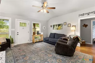 757 Jackson Rd, Kingsbury, TX 78638 - Photo 10