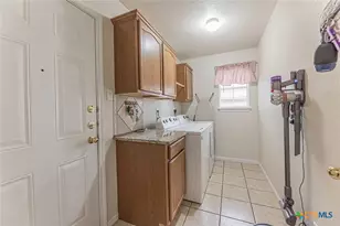 2007 Merlin Dr, Harker Heights, TX 76548 - Photo 12