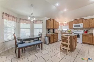 2007 Merlin Dr, Harker Heights, TX 76548 - Photo 18