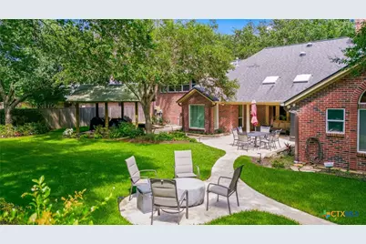 702 Masters Drive, Victoria, TX 77904 - Photo 32