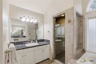 702 Masters Drive, Victoria, TX 77904 - Photo 20