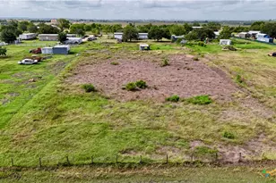 486 Co Rd 95D, Moulton, TX 77975 - Photo 22