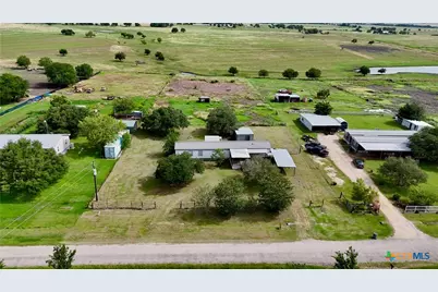 486 County Road 95D, Moulton, TX 77975 - Photo 2