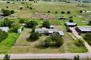 486 Co Rd 95D, Moulton, TX 77975 - Photo 2