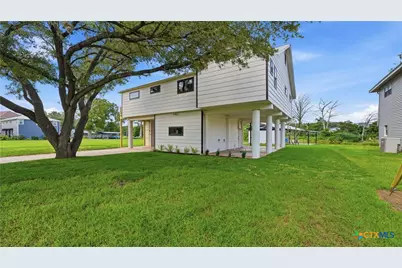 136 Lakeside Drive, Seguin, TX 78155 - Photo 4