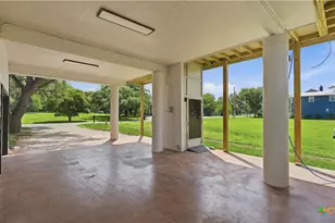 136 Lakeside Dr, Seguin, TX 78155 - Photo 26