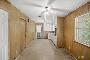 2214 S 43rd St, Temple, TX 76504 - Photo 12