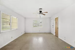 2214 S 43rd St, Temple, TX 76504 - Photo 10
