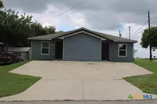 904 E Garfield Ave, Temple, TX 76501 - Photo 1