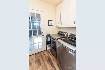 501 Magdalena Drive, Victoria, TX 77904 - Photo 12