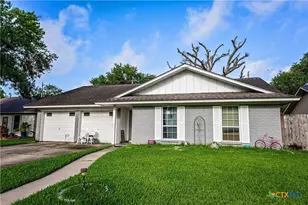 501 Magdalena Dr, Victoria, TX 77904 - Photo 1