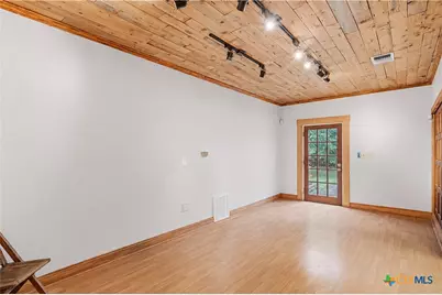 308 S Erkel Avenue, Seguin, TX 78155 - Photo 38