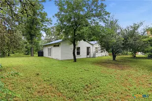 308 S Erkel Ave, Seguin, TX 78155 - Photo 36