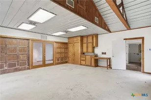 308 S Erkel Ave, Seguin, TX 78155 - Photo 40