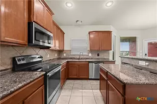 1113 Hogg Ct, Copperas Cove, TX 76522 - Photo 10