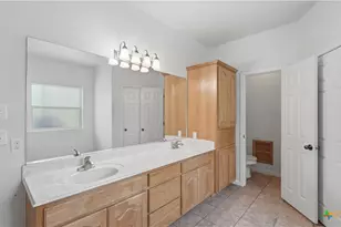 1895 Flaming Oak Dr, New Braunfels, TX 78132 - Photo 26