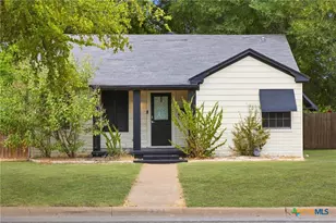 524 E 13th Ave, Belton, TX 76513 - Photo 1