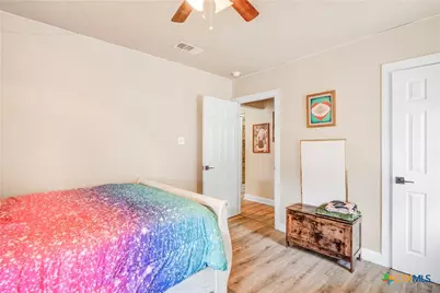 524 E 13th Avenue, Belton, TX 76513 - Photo 26