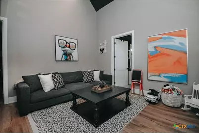 499 Dayspring Drive, Victoria, TX 77904 - Photo 14