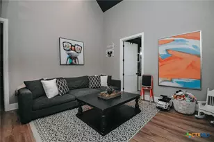 499 Dayspring Dr, Victoria, TX 77904 - Photo 14