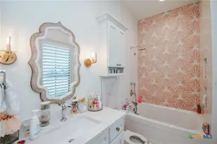 499 Dayspring Dr, Victoria, TX 77904 - Photo 20