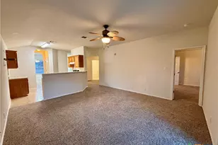 3235 Blue Jay Dr, New Braunfels, TX 78130 - Photo 2