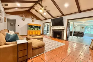 1 Circle Ln, Victoria, TX 77904 - Photo 8