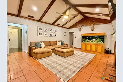 1 Circle Lane, Victoria, TX 77904 - Photo 10