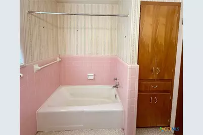 3652 Fm-1822, Edna, TX 77957 - Photo 30