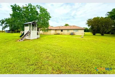3652 Fm-1822, Edna, TX 77957 - Photo 38