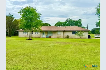 3652 Fm-1822, Edna, TX 77957 - Photo 2