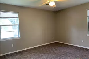 914 Chalk St, Copperas Cove, TX 76522 - Photo 10