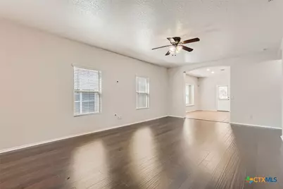 427 Unicorn Ranch, San Antonio, TX 78245 - Photo 4
