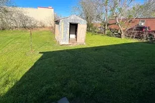 436 Illinois St, Bloomington, TX 77951 - Photo 4