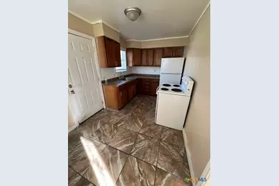 436 Illinois Street, Bloomington, TX 77951 - Photo 10