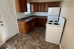 436 Illinois St, Bloomington, TX 77951 - Photo 10