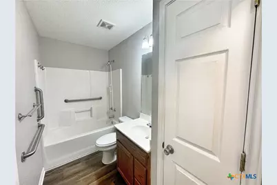 521 Woodlake Drive, Mcqueeney, TX 78123 - Photo 14