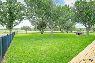 1919 Wetz Road, Marion, TX 78124 - Photo 28
