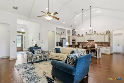 563 Solms Forest, New Braunfels, TX 78132 - Photo 8