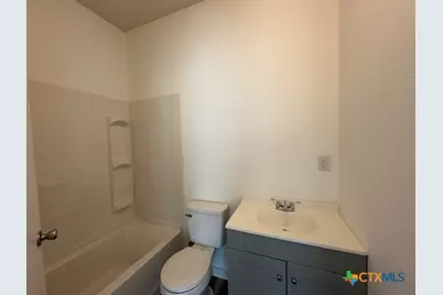 1017 W Nueces Street, Victoria, TX 77901 - Photo 24