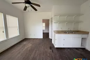 1017 W Nueces St, Victoria, TX 77901 - Photo 20